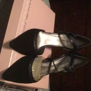 Bandolino Black suede shoes